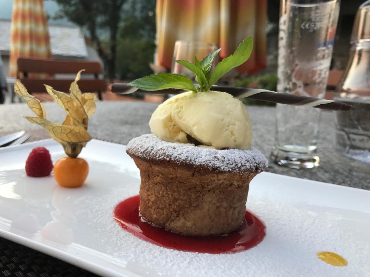 Hotel Stuea Granda Soglio Kültér fotó