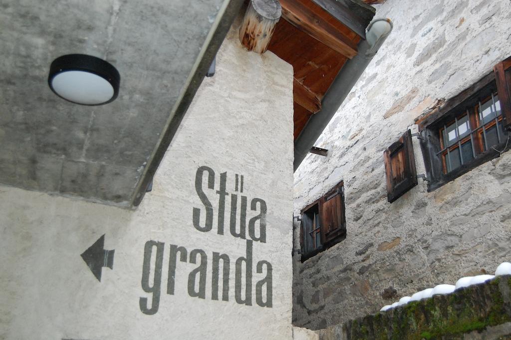 Hotel Stuea Granda Soglio Kültér fotó